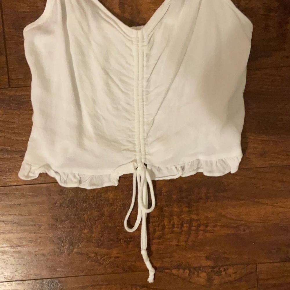 New Without Tags L.A. HEARTS White Frilly Crop Top - Picture 7 of 16